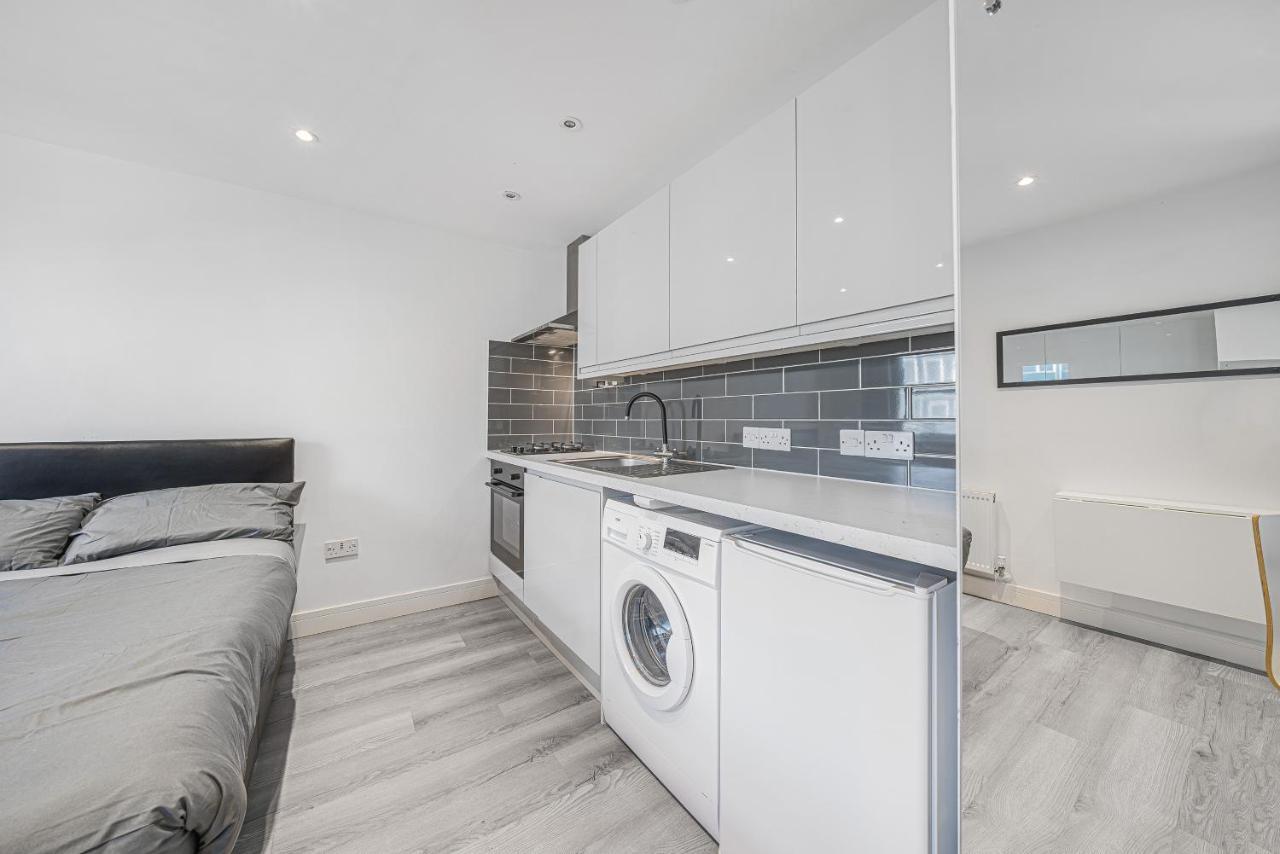 Top Floor Studio In Camberwell ลอนดอน ภายนอก รูปภาพ